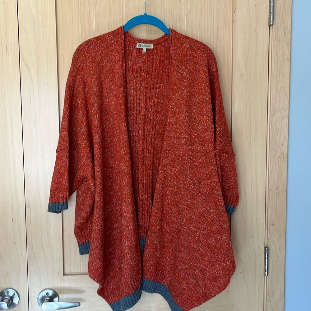 Democracy elbow sleeve cardigan XL EUC